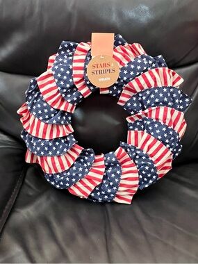 Stars & Stripes Patriotic Wreath - Red, White & Blue